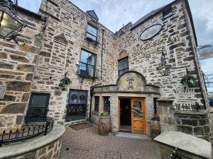 Entrance to the Thunderton House pub