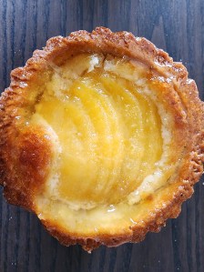 Image of small tart with pears
